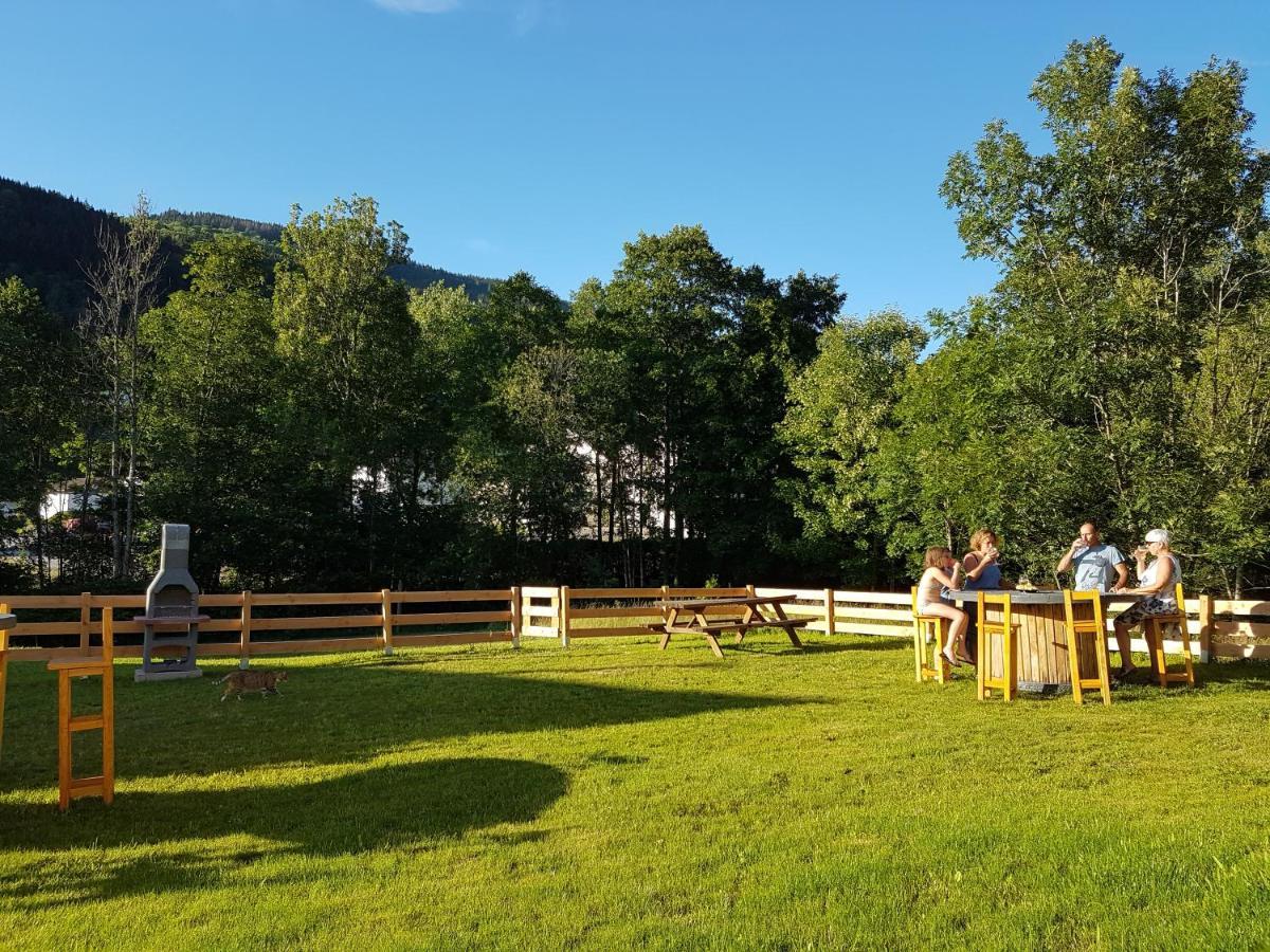 Appart Le Cerf 4 Etoiles 74M2 Cornimont Eksteriør billede